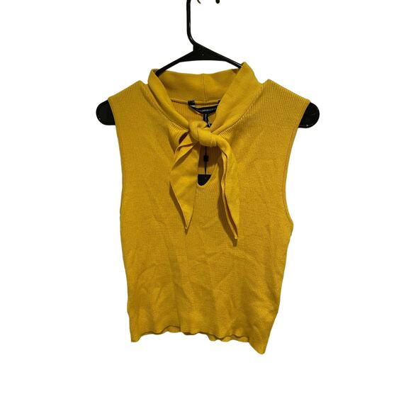 Bcbgmaxazria yellow keyhole sleeveless crop sweater top size large - Picture 1 of 9